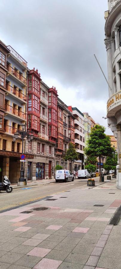 Oviedo Centro- Parking Gratuito Lejlighed Eksteriør billede